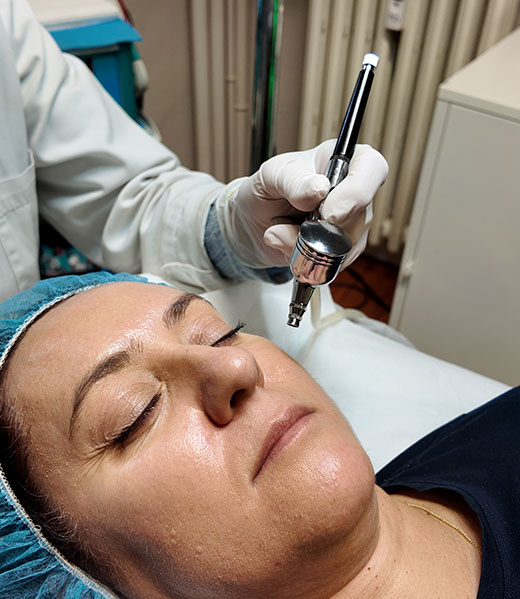 Trattamenti Viso e Corpo Medicina estetica a Torino dalla Dr.ssa Rizzotti